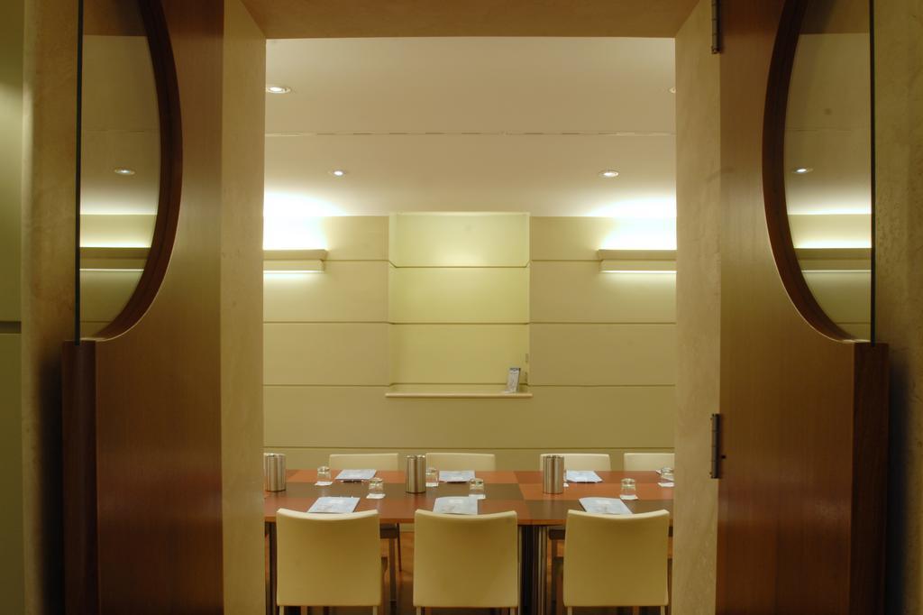 Hotel Lancelot Roma Esterno foto
