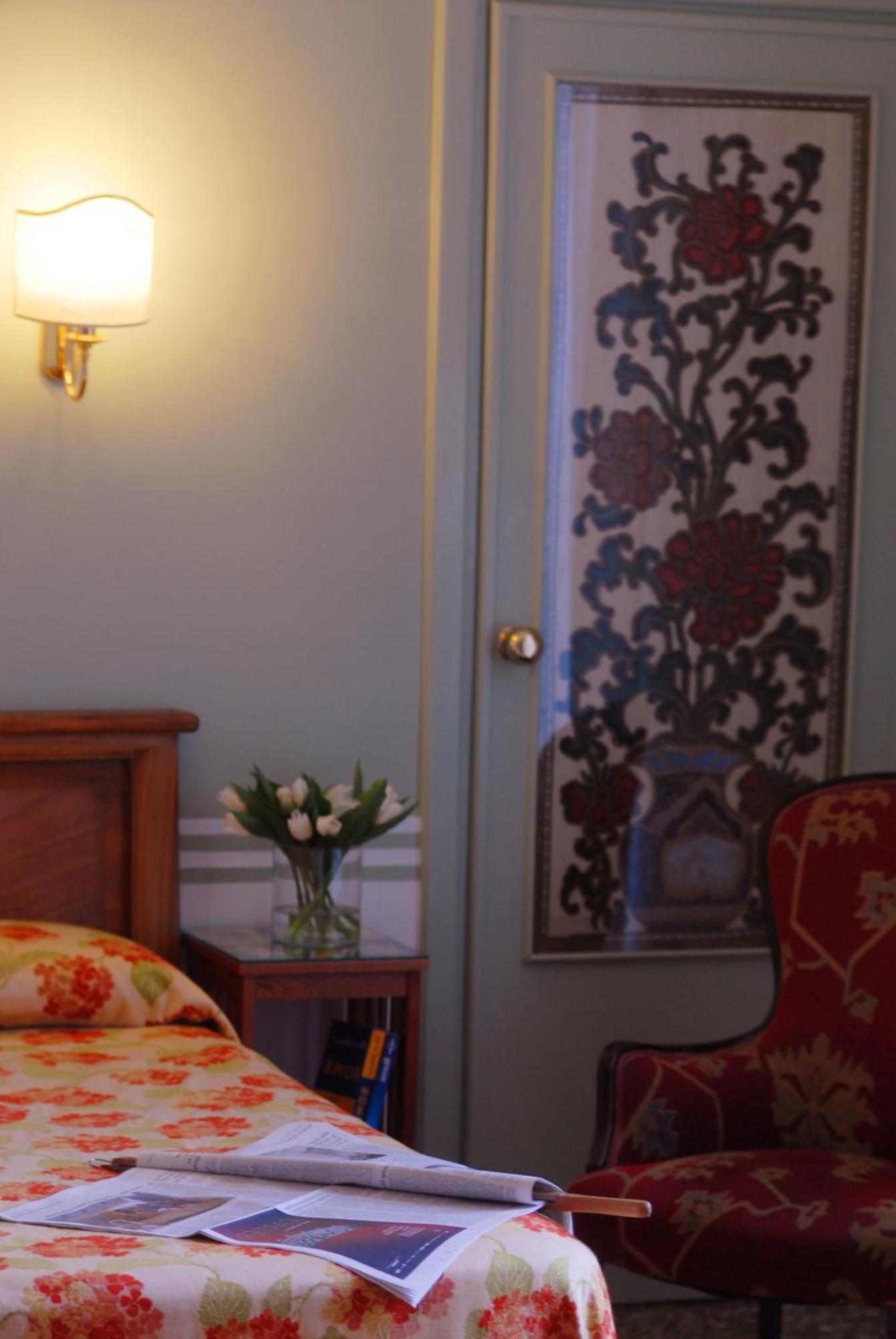 Hotel Lancelot Roma Esterno foto