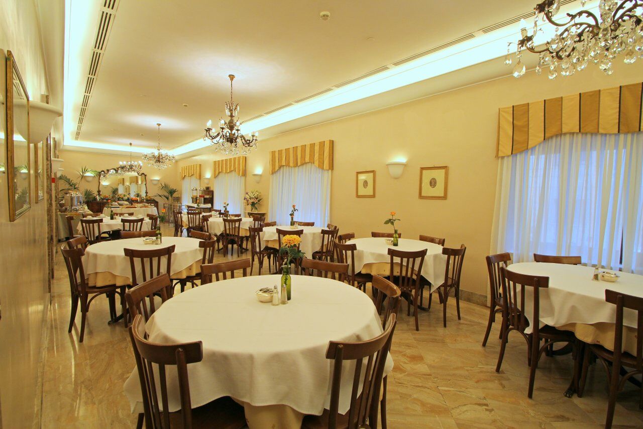Hotel Lancelot Roma Esterno foto